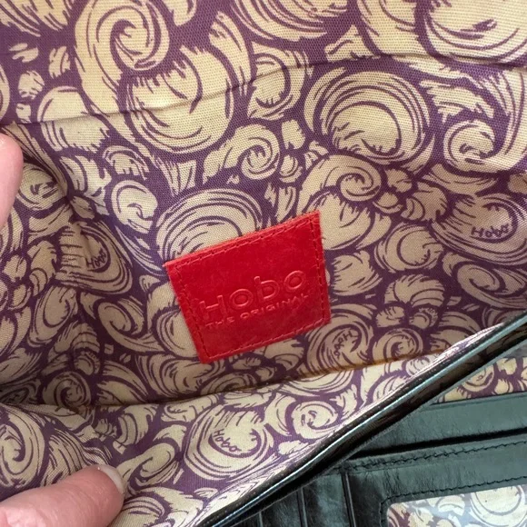 HOBO Black Leather Wallet with Patterned Interior - Picture 4 of 4